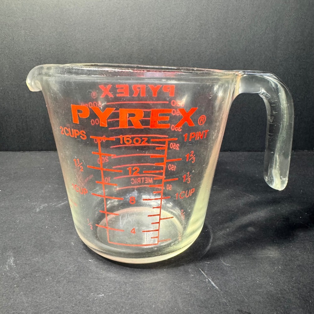 Vintage Pyrex 516 Glass Measuring Cup 2 Cup 16oz Red Lettering Corning USA Chip